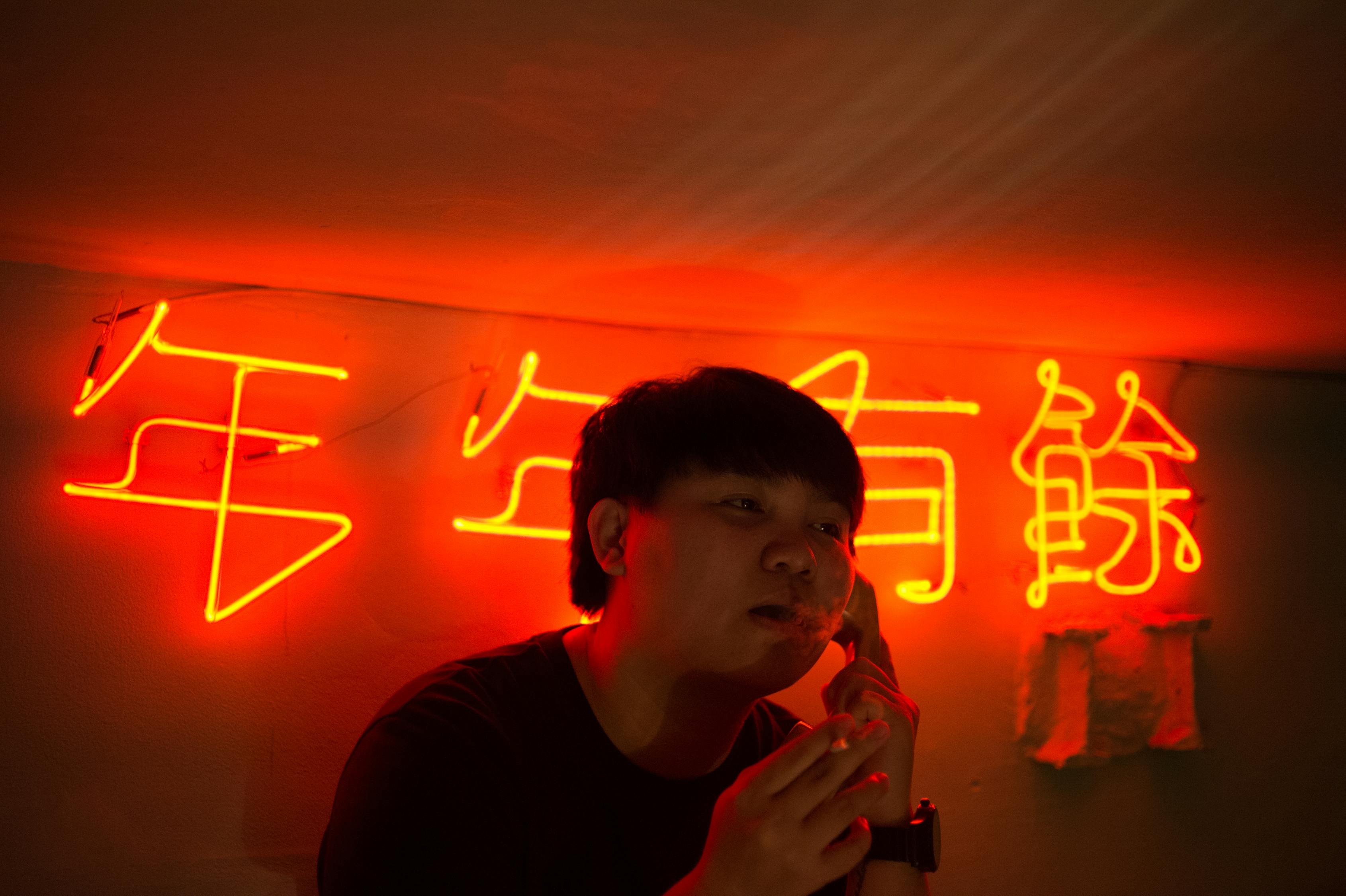 中國最紅明星璀璨光芒照亮娛樂圈