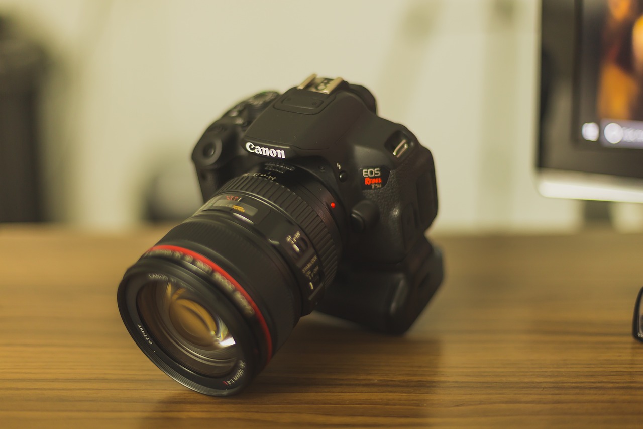 佳能EOS 60D上市時(shí)間揭秘，市場影響深度分析