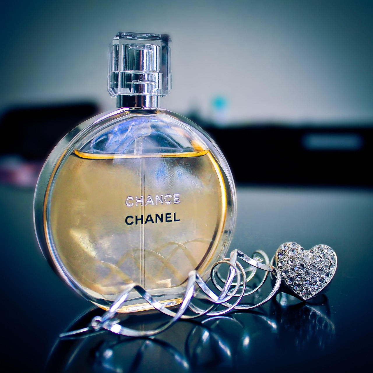 Chanel Santini時尚先鋒，揭開最新動態(tài)的嶄新篇章