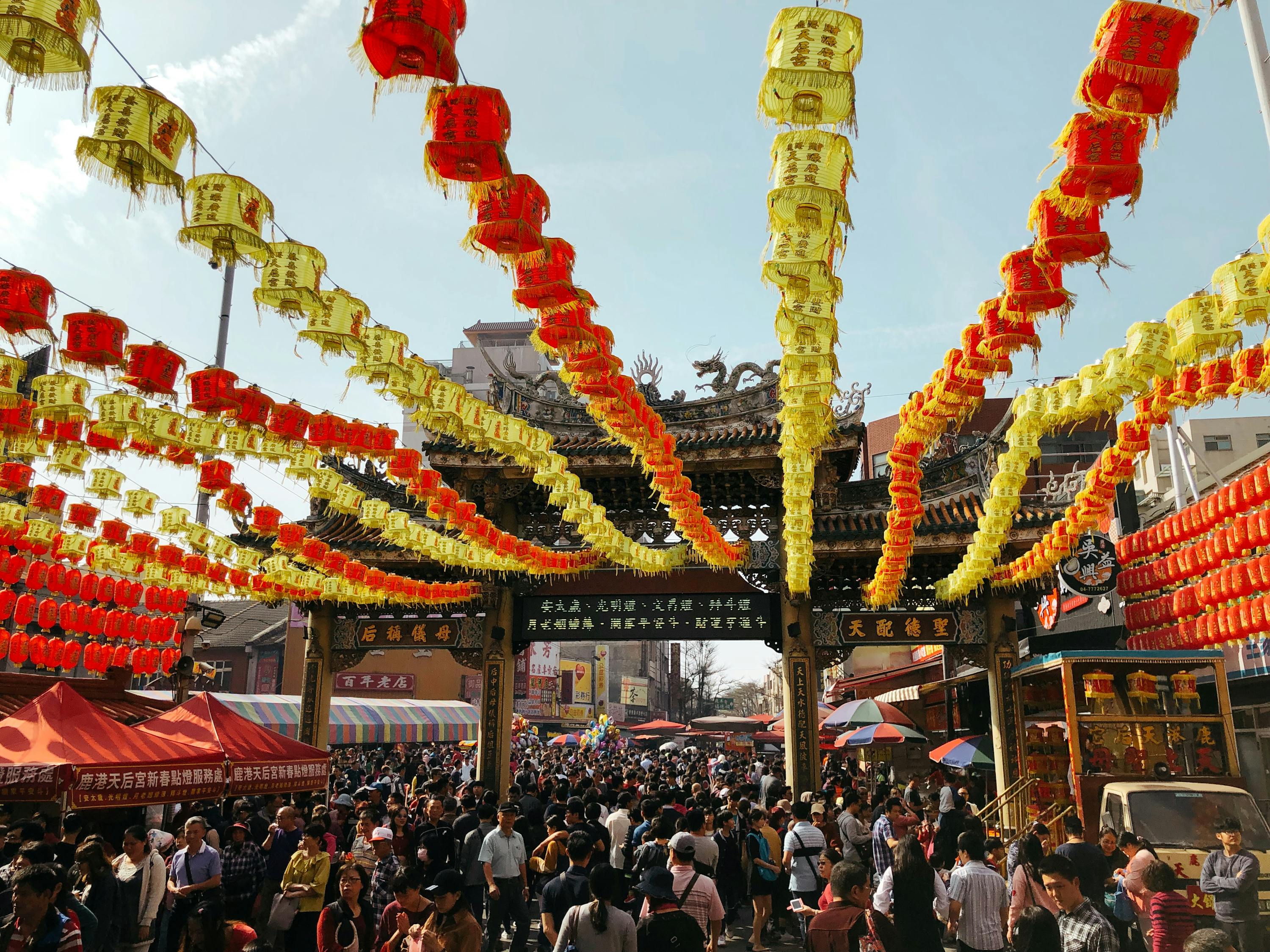 曼谷丹嫩沙多水上市場(chǎng)的風(fēng)情與獨(dú)特魅力