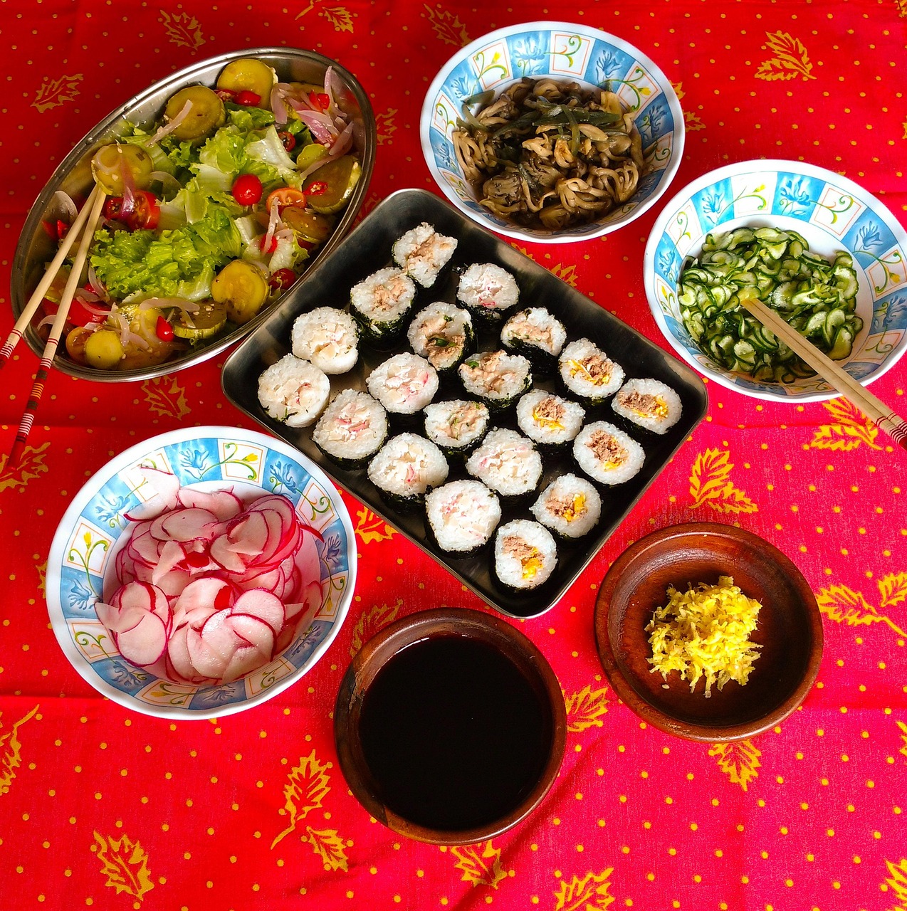 傳統(tǒng)美食與現(xiàn)代競(jìng)技的完美結(jié)合，飯團(tuán)比賽視頻欣賞